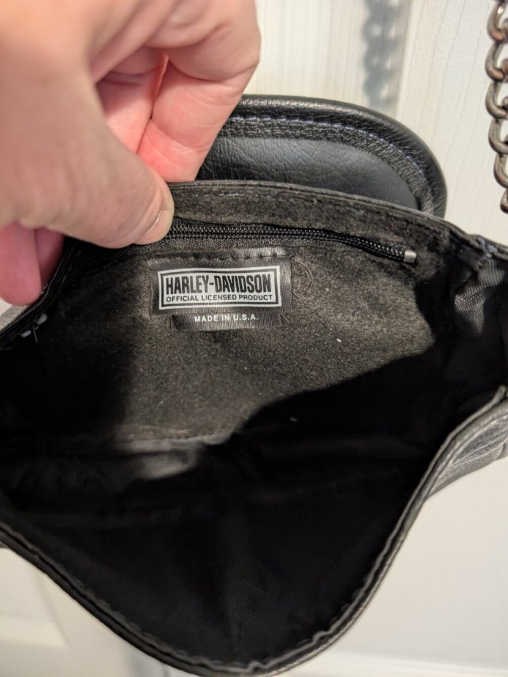Harley-Davidson Black Leather Grommet Crossbody Bag Chain Strap Moto Purse - Picture 5 of 7